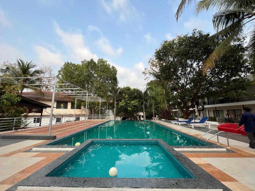 The Byke Royal Pearl Hotel Anjuna Exterior photo